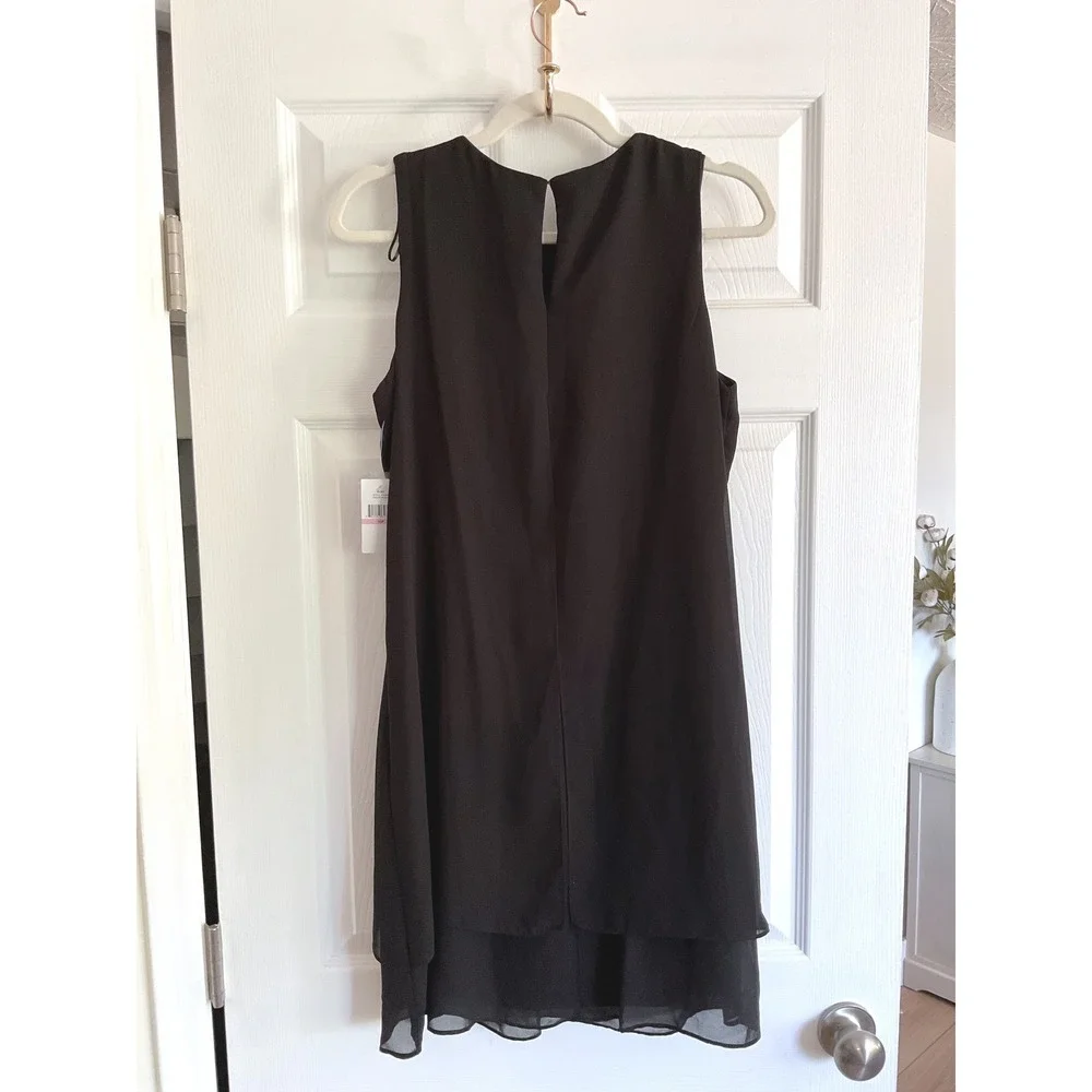 SLNY Black Chiffon Tiered Shift Dress Pearl Neckline Cutout 410366 Womens 10P - Picture 7 of 11